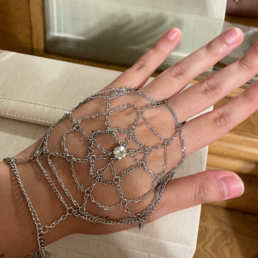 Spider web hand bracelet 🕸
